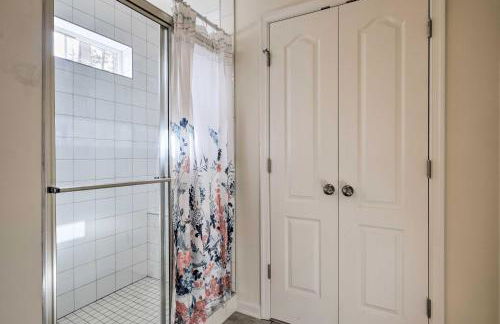 Riverside House with Kayaks, Piano and Fireplace - Foto 17