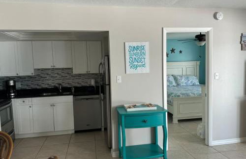 Beachfront Condo! Gulf View From All Rooms, Pool, Chairs Provided - Foto 9