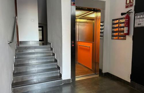 Dúplex céntrico con terraza y parking gratuito - Foto 32