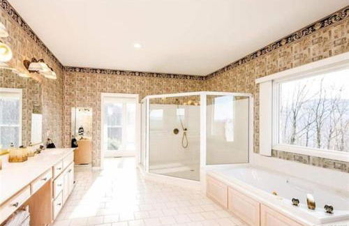 10 Min TO DT Asheville, Apartment Incl - Foto 26