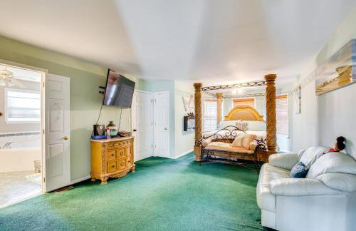 Theater and Game Room at Trenton Area Home - Foto 13