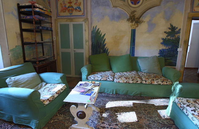 Splendid Farmhouse in Gualdo Cattaneo with Hot Tub - Photo 6