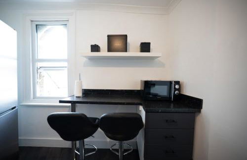 3BR Home Gem - sleeps 9 - Netflix - Near O2 & Greenwich Park - Foto 24