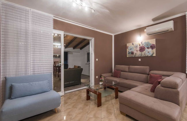 Cosy Holiday Home in Policnik With Pool - Foto 11