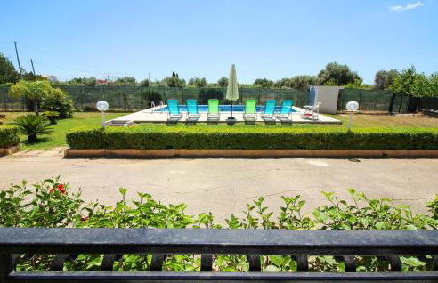 Amazing Home In Floridia - Photo 31