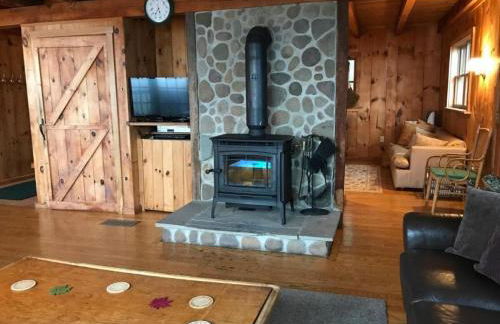 Secluded Cabin Rental with Hot Tub on Cranberry Mountain in West Virginia - Foto 16