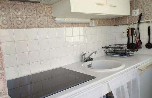 Studio avec terrasse face plage parking - Photo 6