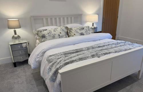 Beautiful 2 Bedroom Barn -Stansted Airport 2 miles - Foto 20