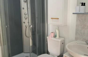 36 Maison entière,place parking devant garage - Foto 4