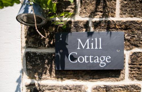 Beautiful Country Cottage - Photo 18