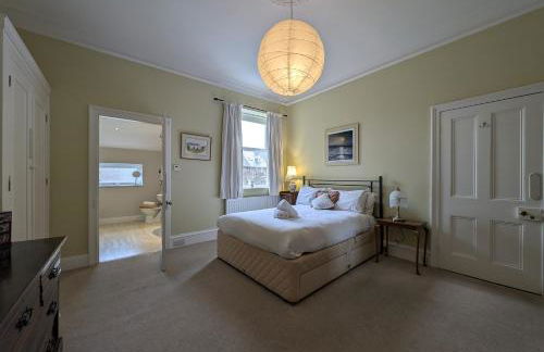 Charming 3 Bedroom Home in Jesmond - Pass the Keys - Photo 26