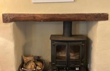 Meadowside Cottage, Characterful Grade 2 Listed Cottage near to Wadebridge and Padstow - Foto 5