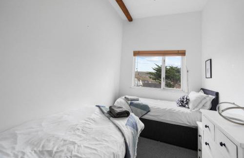 Silvercroft Cottage - Luxury Modern Coastal Retreat Near Beach, Sleeps 4 - Foto 2