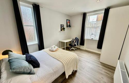 5 Bed 2 Shower Home - Foto 26