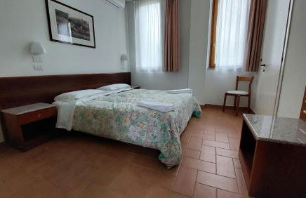 Hotel Villalago trasimeno - Photo 24