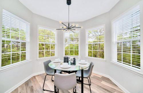 Near Disney - 3BR Condo - Games Pool & Sauna - Foto 3