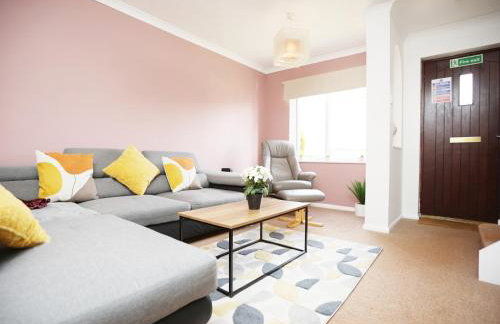 Palmers Place By N And N Stays Worker Friendly Accommodation in Bradley Stoke with private parking and fast WIFI, Long Stays Welcome - Foto 32