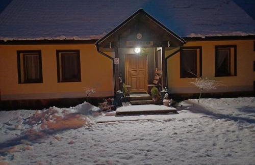 PRZYSTANEK nowEKOprzywno - Żółty Domek Pod Kasztanem - Foto 3