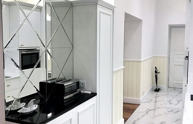 MONDRIAN Luxury Suites UNESCO Old Town - Photo 43