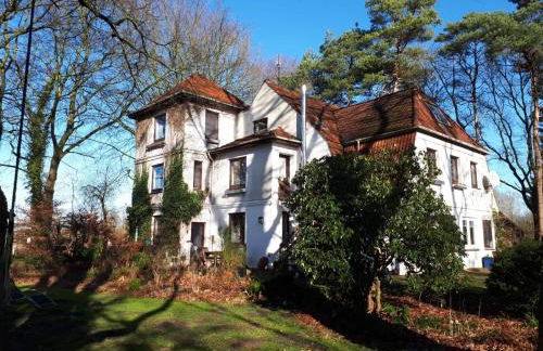 Villa anno 1924 im Dorf - Foto 2