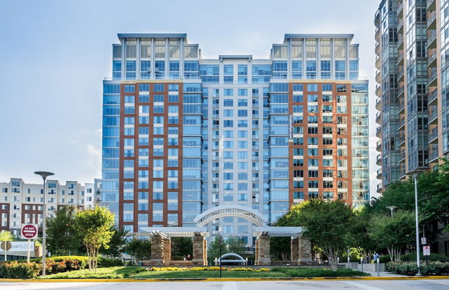 Bluebird Suites in Tysons Corner - Foto 1