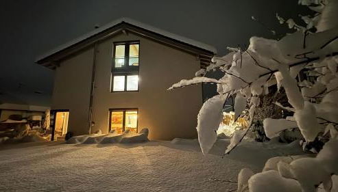 Villa Herzland Allgäu mit großem Garten und gemütlichem Kaminfeuer inklusive KÖNIGSCARD, Skipass, Bergbahn, Therme inkl - Foto 3