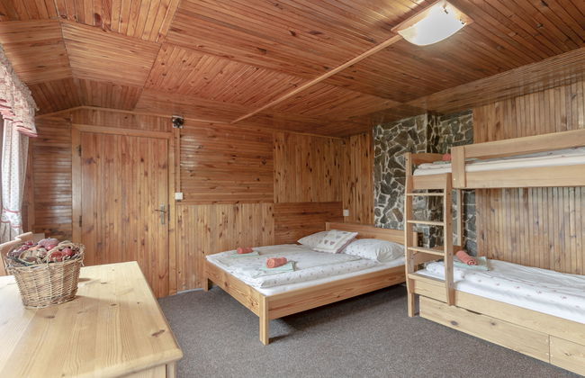 U Dvou vleků - Foto 16