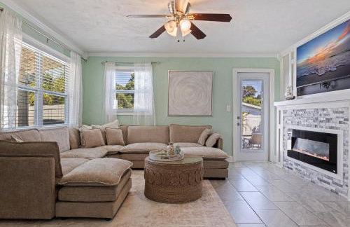 Stylish St Pete Vacation Home w/ Private Pool! - Photo 5