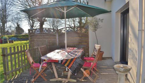 2 Bedroom Amazing Home In Plomeur - Foto 3