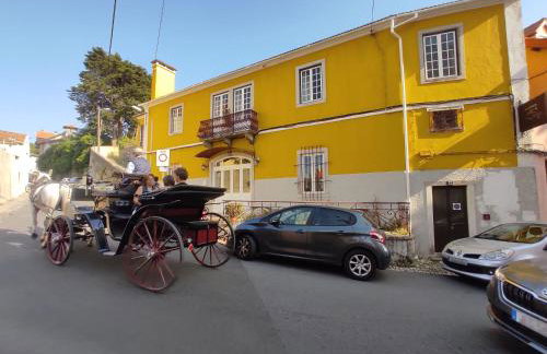 A Casa Amarela de Sintra - Photo 11