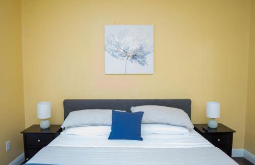 Tidy and Comfy 3BR, Balcony, WD, Free WiFi -E- - Foto 13