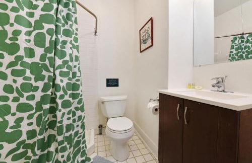 Montgomery Apartments on Magazine Street - Foto 155