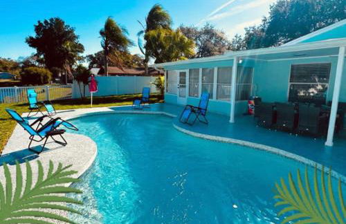NEW Renovated luxury home with private heated pool, game room Near Anna Maria Island and IMG - Photo 36