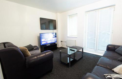 Close to City Centre 3-Bed Townhouse, Sleeps 7, Free Parking, Great Transport Links - Foto 11