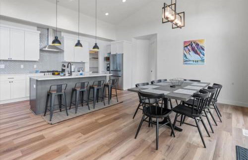 *NEW* Canyon View Dream Retreat + Views +Anchorage - Photo 6