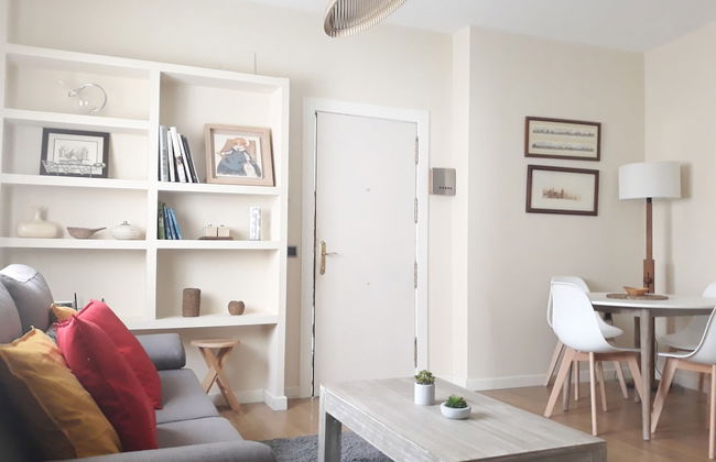 Bonito Apartamento Familiar en Triana - Photo 1