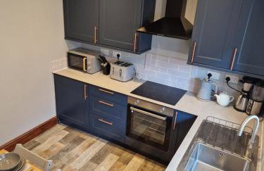 Lovely Cosy Two Bed Home,Peak District Gateway - Foto 7