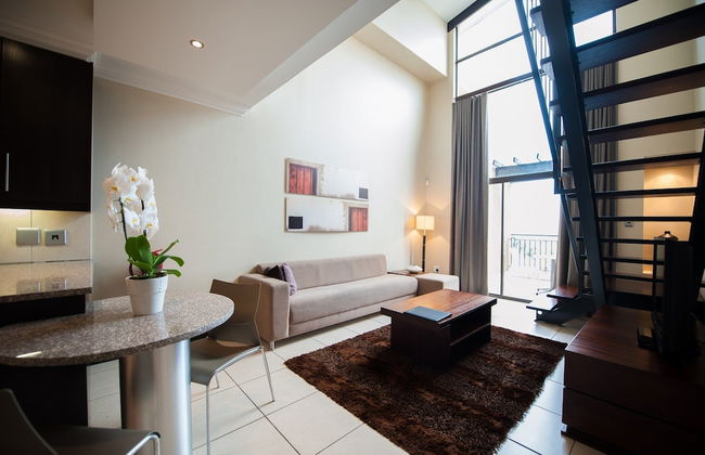 All Suite on 14th - Photo 14