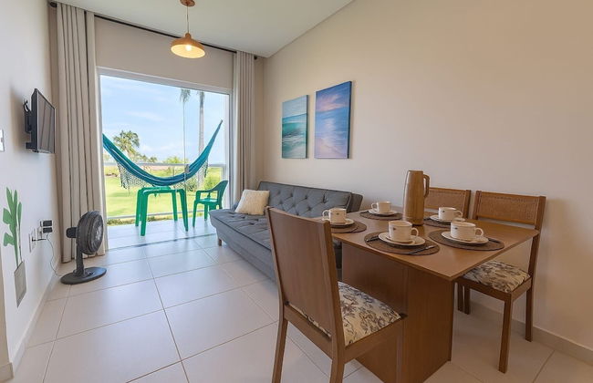 FLATS MAR'BELLA COM VARANDA, 100M PRAIA, PETFRIENDLY E ESTACIONAMENTO - Foto 29