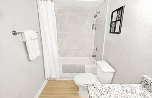 Global Cup Dwell By Design & Arboretum Tickets Included - Foto 4