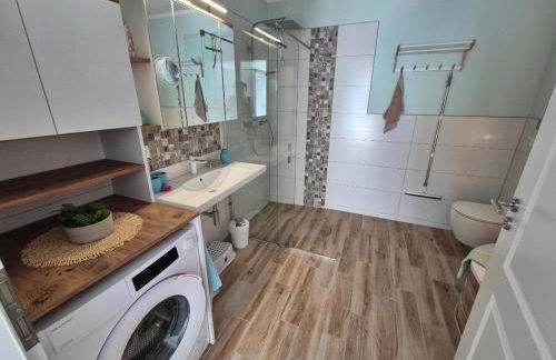 Rosenhaus Nähe Bodden und Ostsee an den Kranichfeldern - Foto 15