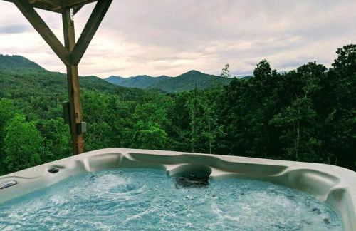 Peace of Heaven, Modern Chic Cabin, Majestic Mountain Views, Hot Tub, Fire Pit, Outdoor Games, Close to Town - Foto 60