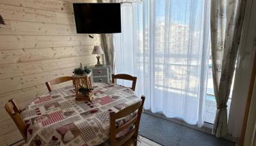 Superbe appartement à 50m des pistes parking privé - Foto 4