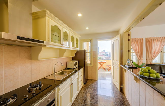 City View Apartment - Photo 33