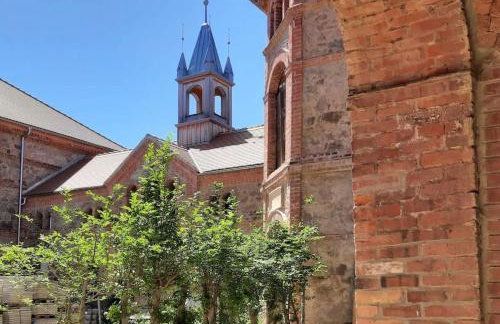 HexenburgbeiDresden mit Faßsauna 4 Raum Architektengaleriewohnung mit Whirlwanne, Kamin, Balkon-Nähe Sächsische Schweiz Dresden - Foto 24