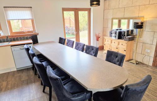 Lbtie Lodge with Two Private Hot Tubs - Fife - Loch Leven - Lomond Hills - Photo 49