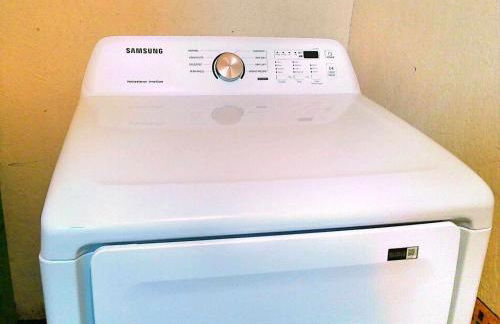 Liberty Towne Spring Lake - Fayetteville near I-95 & Ft Bragg - Perfect for short or long-term stays - Prem Wifi - Foto 24