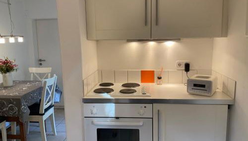 Kleines Haus im Grünen - Foto 2