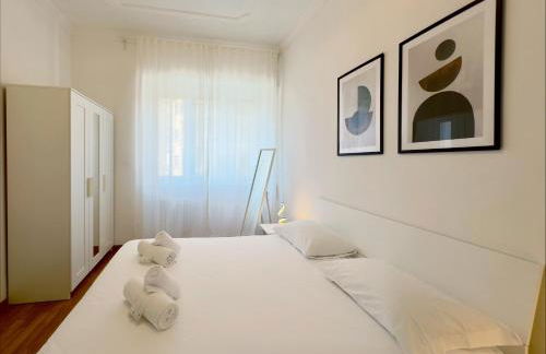 Golden Essence Apartment - terrace & metro - Foto 9