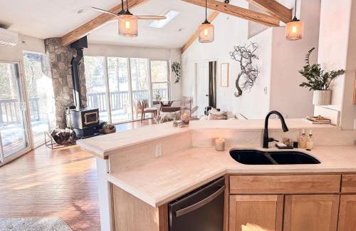 Wildland Aerie at Treehaus with Creekside Hot Tub Pets OK - Foto 23